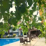 Artemis Yoeruek - Denizli Hotel *
