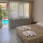 Artemis Yoeruek - Denizli Hotel