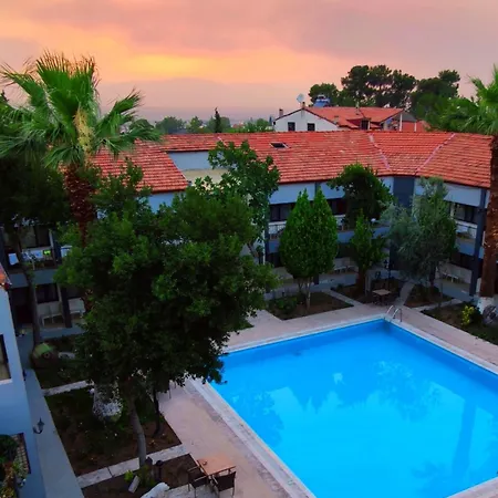 Artemis Yoeruek - Denizli Hotel *