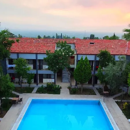 Artemis Yoeruek - Denizli Hotel *