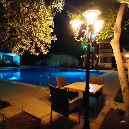Artemis Yoeruek - Denizli Hotel