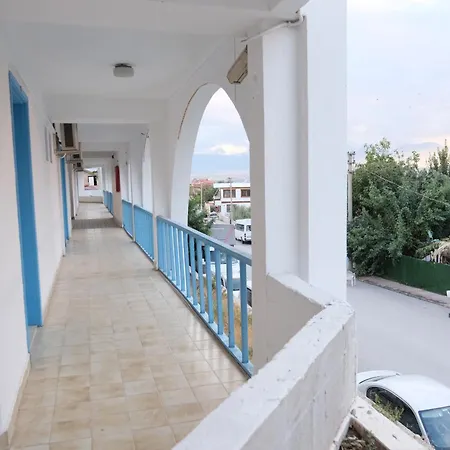 Artemis Yoeruek - Denizli *