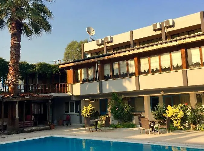 Artemis Yoeruek - Denizli