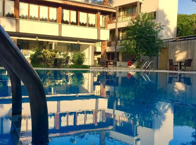 Artemis Yoeruek - Denizli Hotel Pamukkale