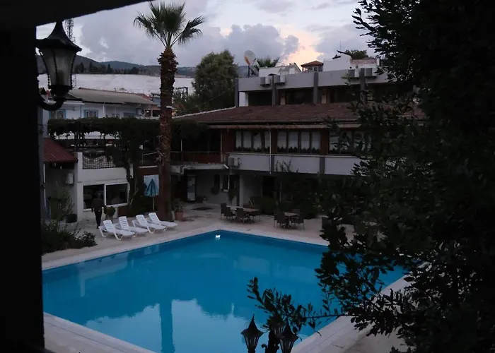 Artemis Yoeruek - Denizli *