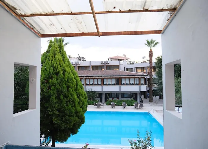 Artemis Yoeruek - Denizli * Pamukkale